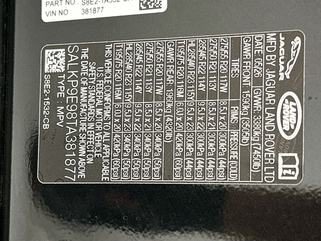 New 2026 Santorini Black Land Rover SE image 34