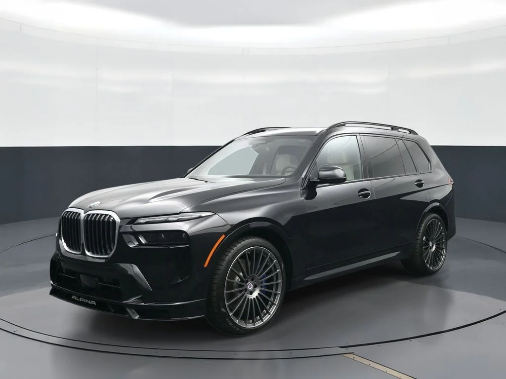 2026 BMW X7 ALPINA XB7's photo
