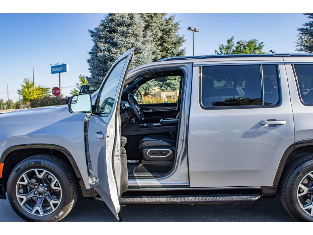 Used 2024 Silver Zynith Jeep Series III image 30