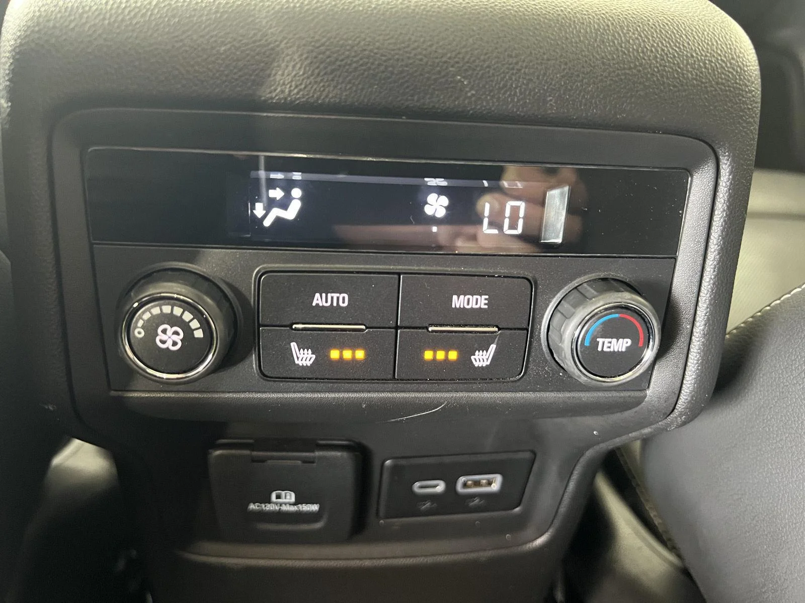 Used 2023 Summit White GMC SLT image 30