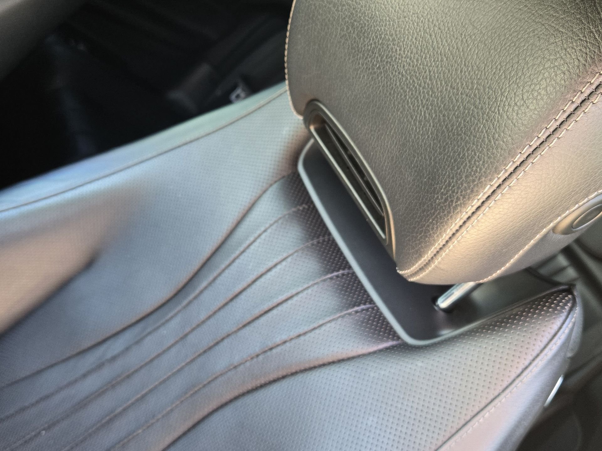 Used 2018 Black Mercedes-Benz E 400 image 24