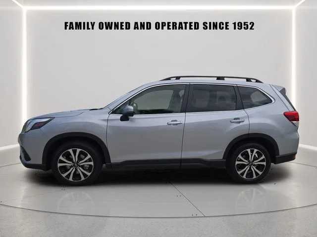Used 2023 Silver Subaru Limited image 4