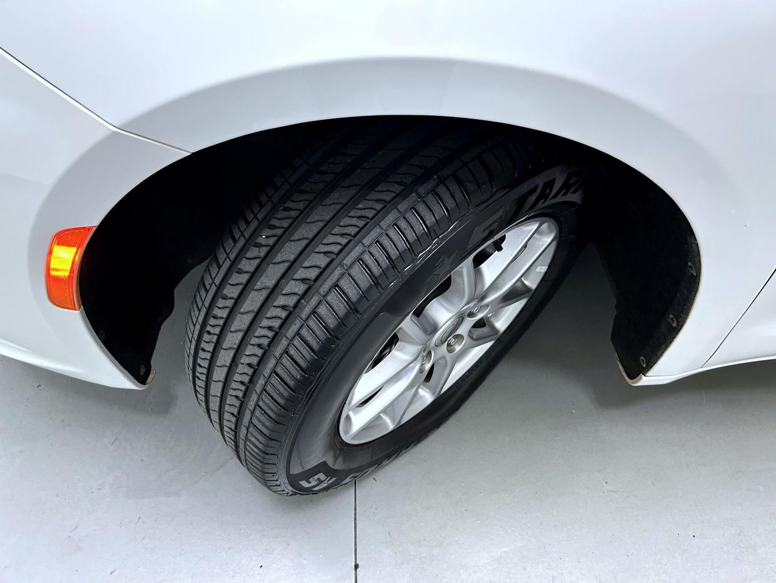 Used 2022 White Chrysler Touring L image 22