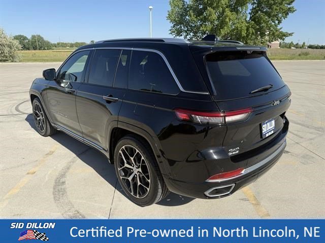 Used 2023 Diamond Black Crystal Pearlcoat Jeep Summit Reserve image 7