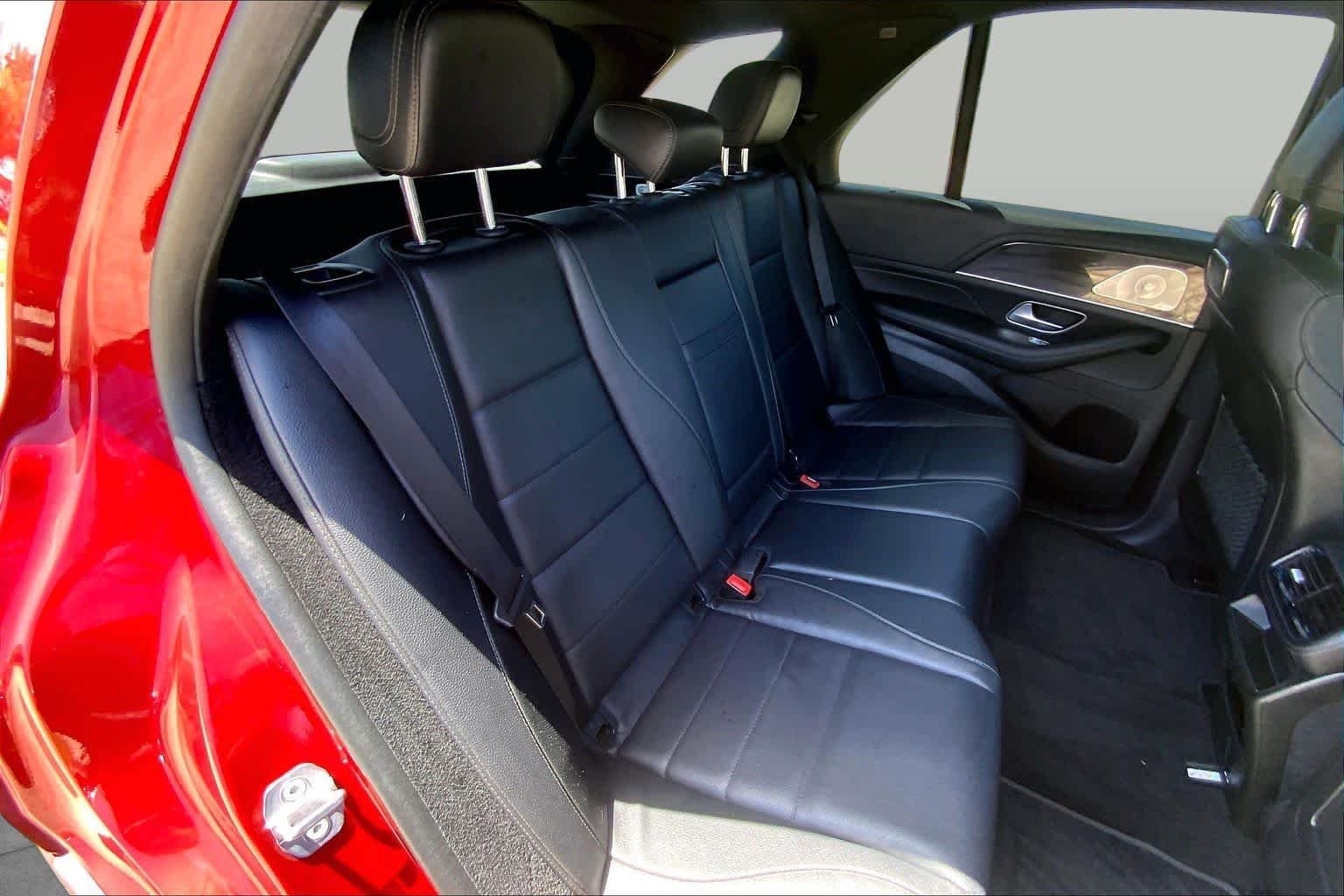 Used 2020 designo Cardinal Red Metallic Mercedes-Benz GLE 350 image 19