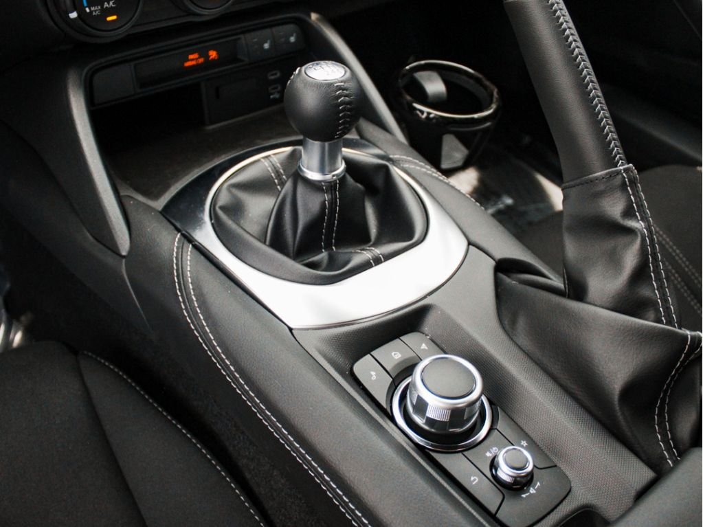 New 2026 Aero Gray Metallic Mazda Club image 19