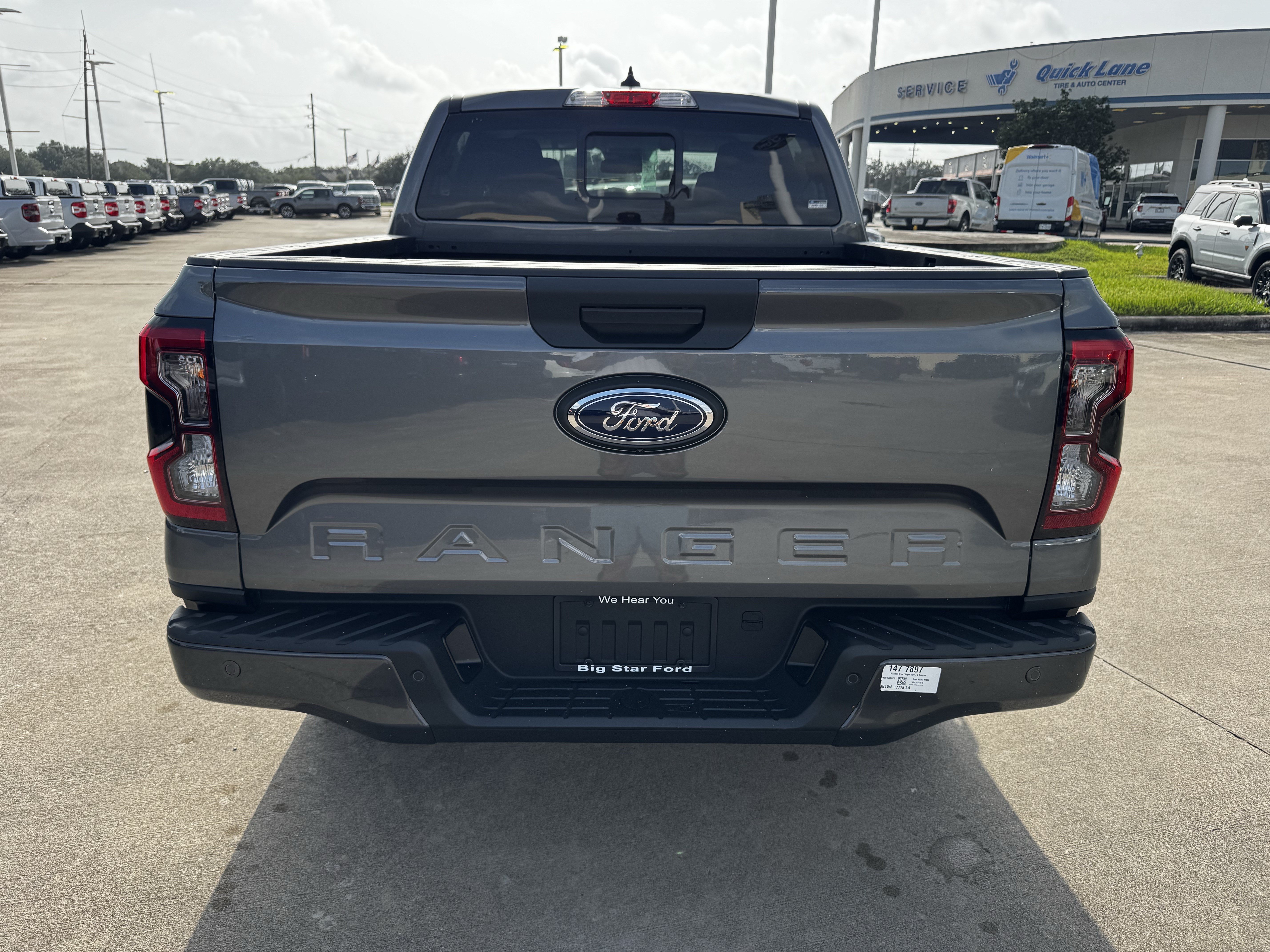 New 2026 Carbonized Gray Metallic Ford XLT image 6