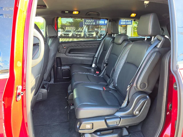 2025 Honda Odyssey Sport L - Photo 23