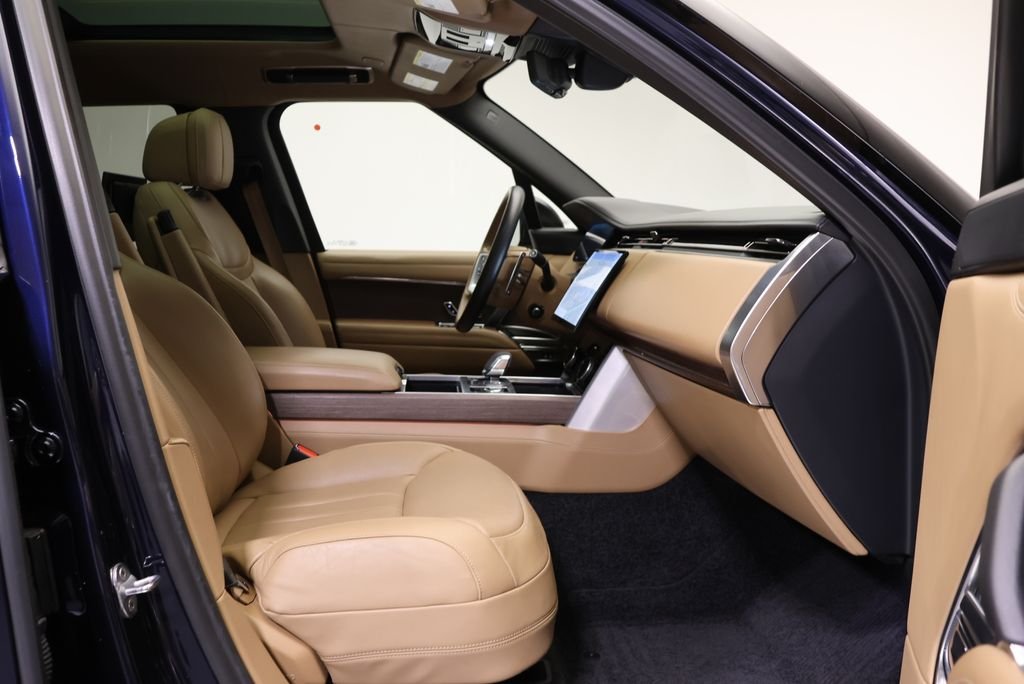 Used 2023 Portofino Blue Metallic Land Rover Autobiography image 40