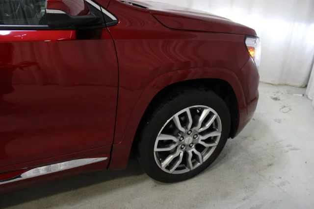 Used 2024 Red GMC Denali image 39
