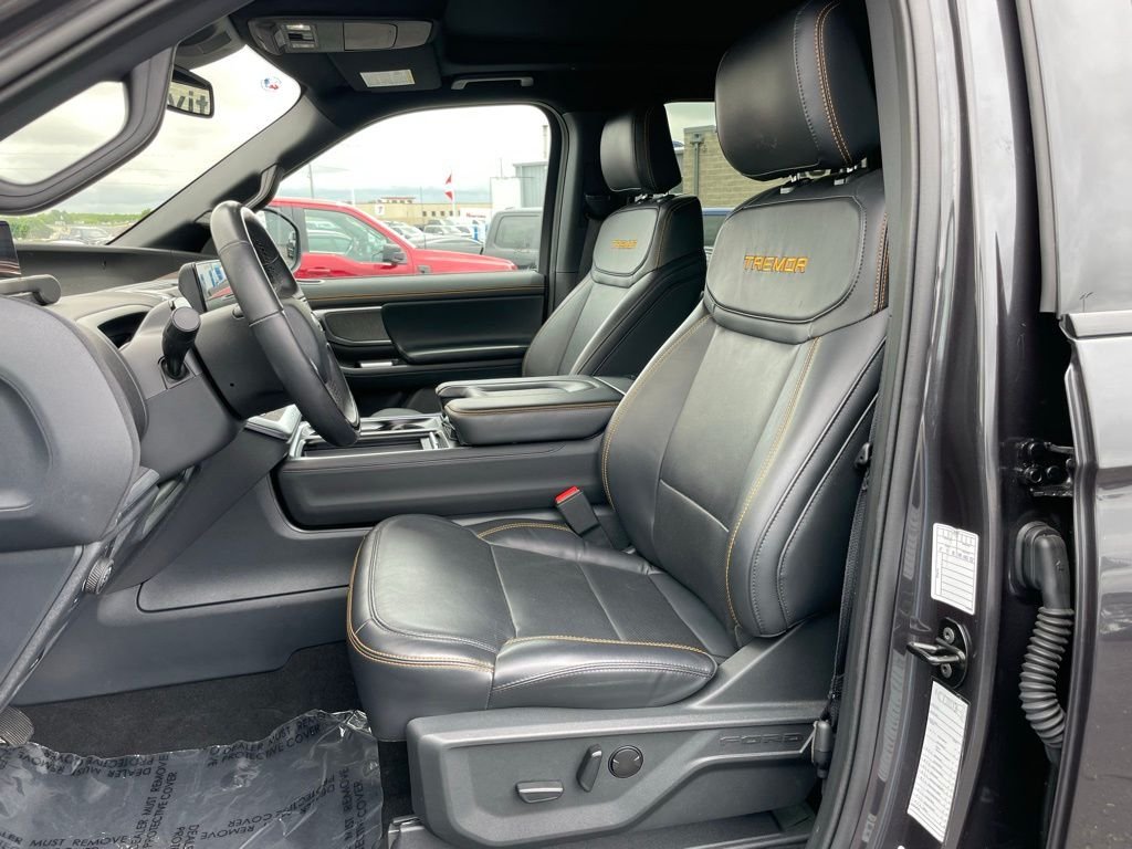 Used 2025 Gray Ford Tremor image 7
