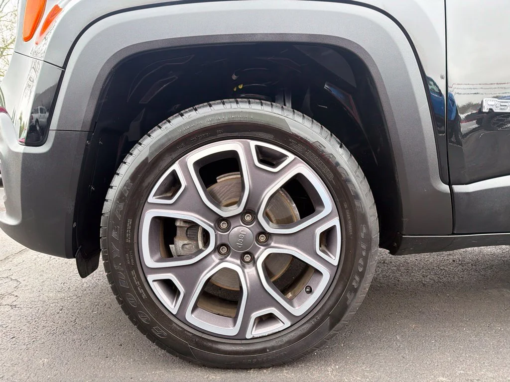 Used 2015 Black Jeep Limited image 6