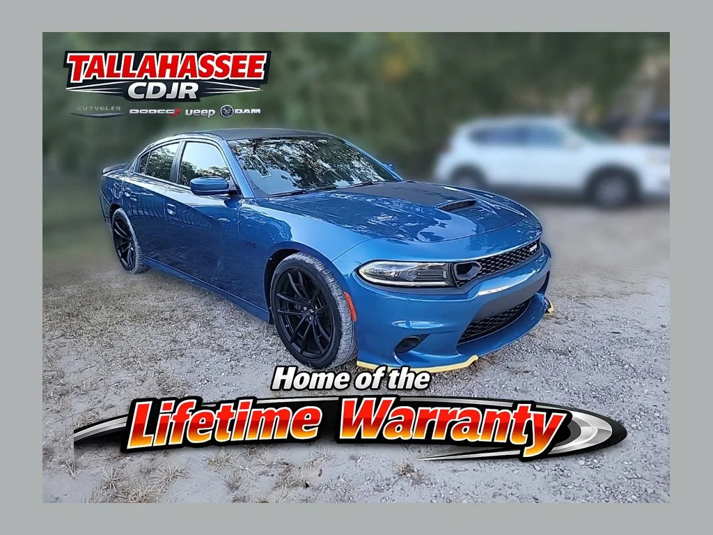 Used 2022 Frostbite Dodge R/T Scat Pack image 1
