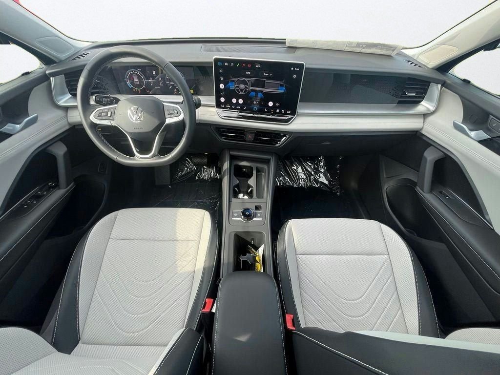 New 2026 Black Volkswagen 2.0T SE image 13
