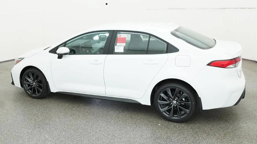 New 2026 Ice Cap Toyota SE image 21