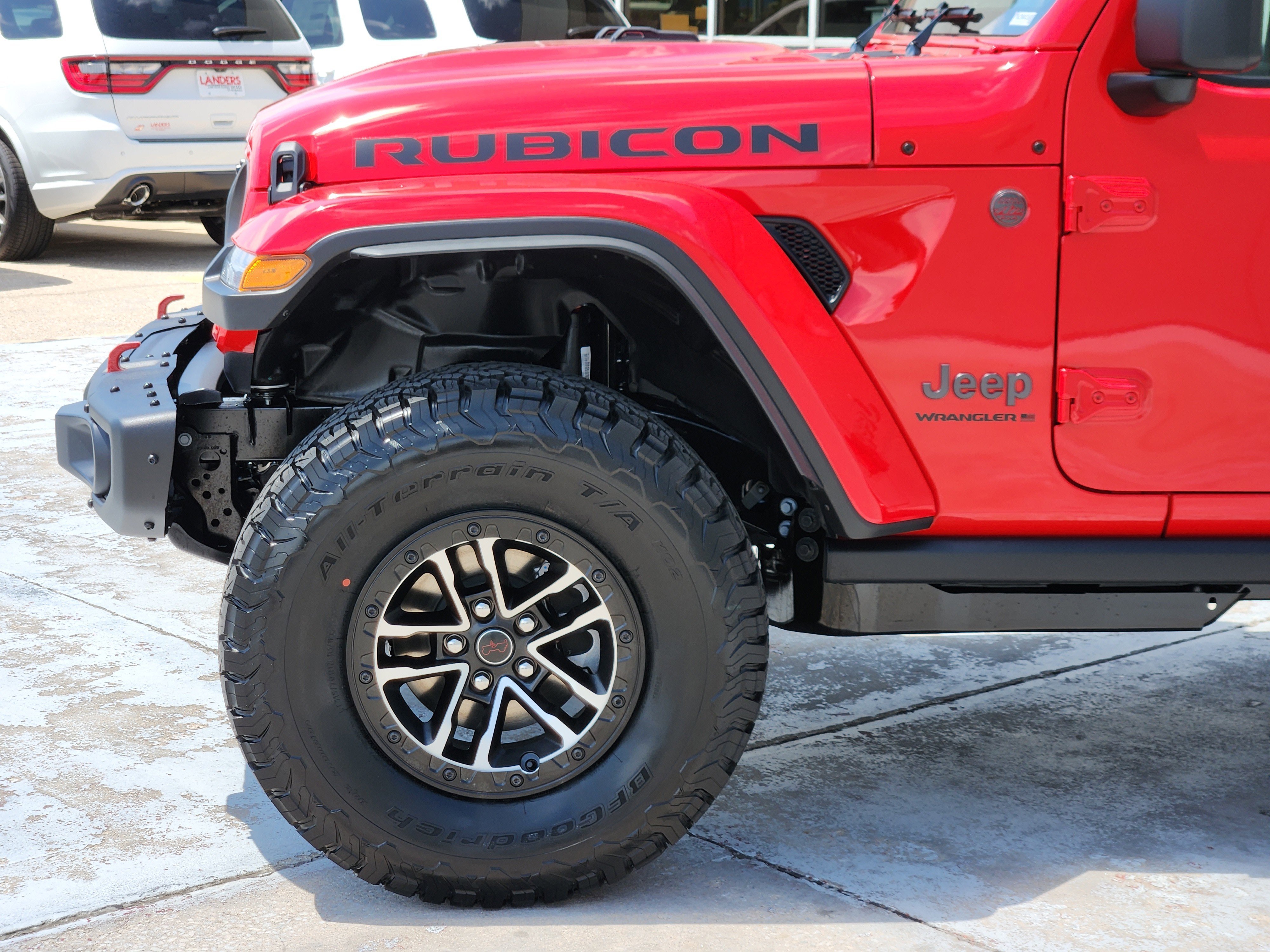 New 2026 Firecracker Red Clear-Coat Exterior Paint Jeep Rubicon X image 5