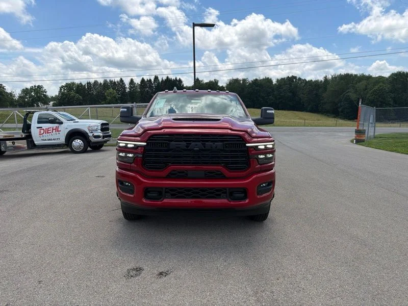 New 2026 Molten Red Pearl-Coat Exterior Paint RAM Laramie image 8