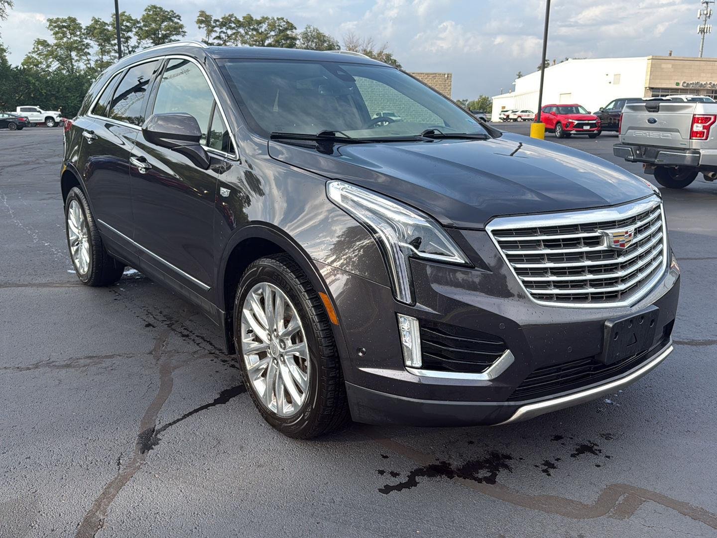 Used 2017 DARK GRANITE METALLIC Cadillac Platinum AWD image 7