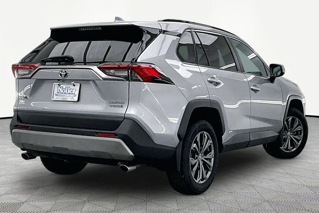 Certified 2022 Toyota RAV4 Limited with VIN 4T3D6RFV0NU091751 for sale in Kansas City