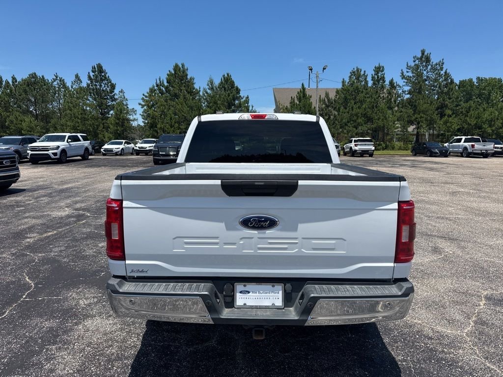 Used 2022 White Ford XLT image 20