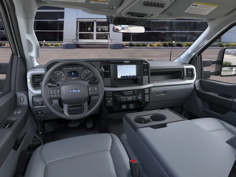New 2026 Oxford White Ford XL image 9
