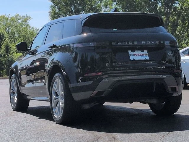 Used 2021  Land Rover R-Dynamic SE image 5