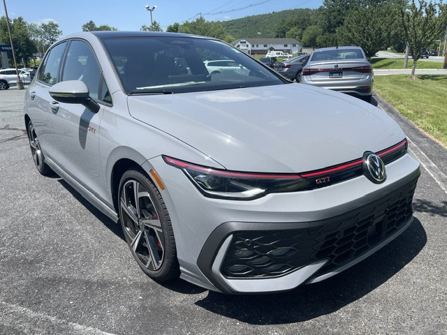 New 2026 Moonstone Gray Volkswagen 2.0T SE image 2
