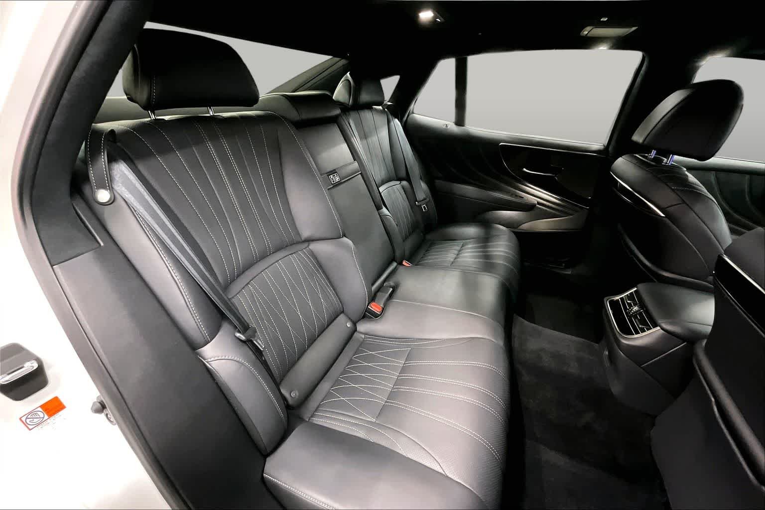 Used 2024 Eminent White Pearl Lexus  image 21