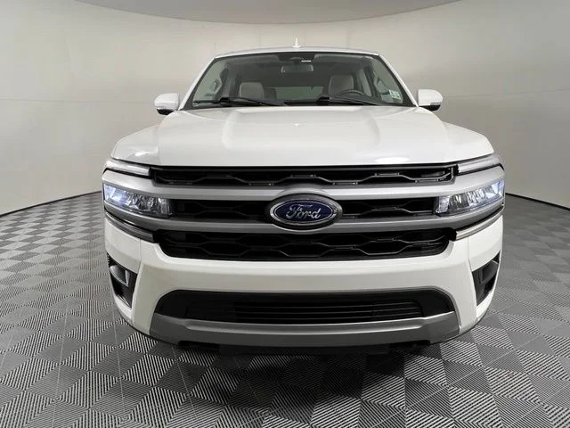 Used 2022 White Ford XLT image 2