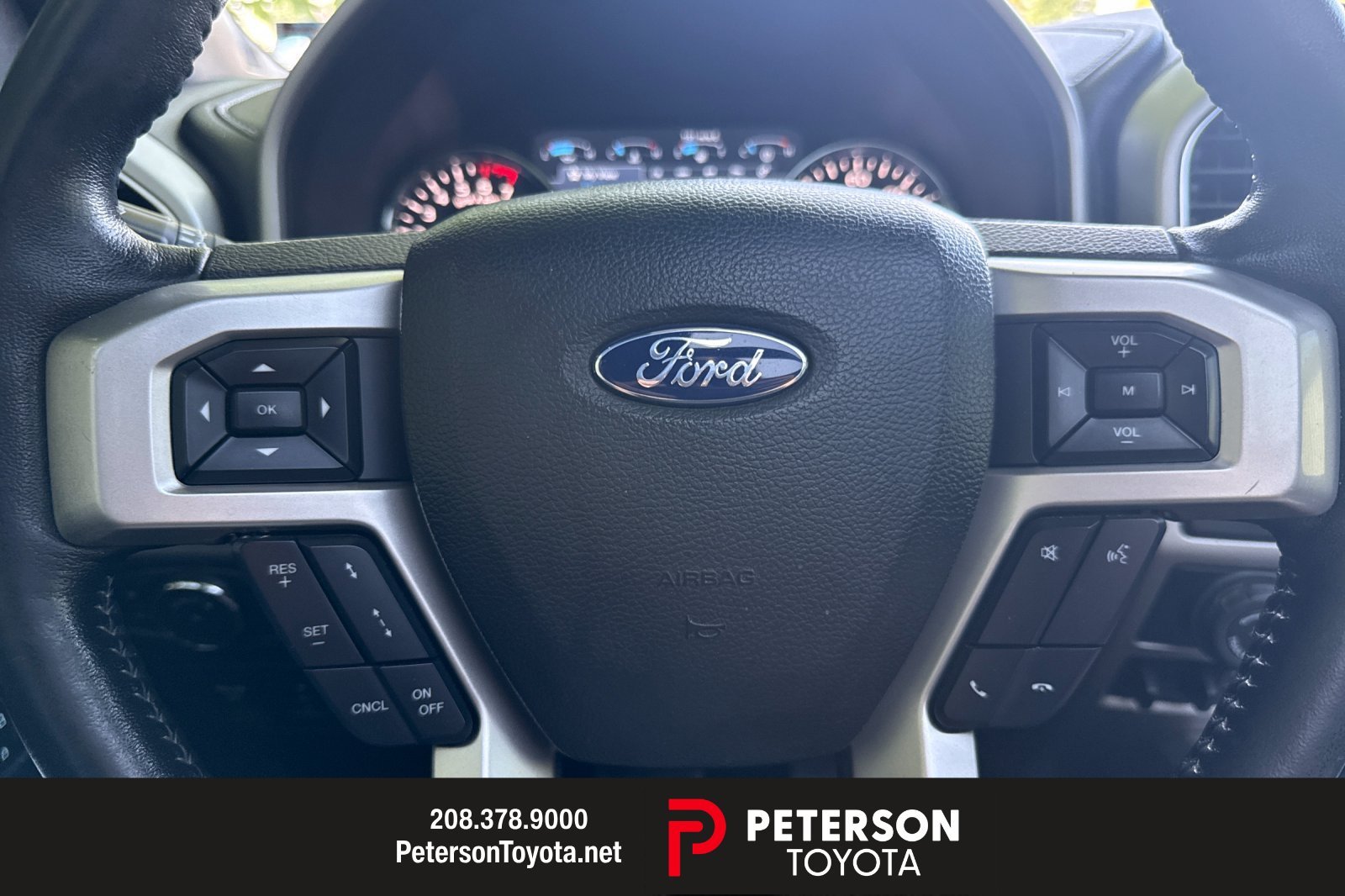 Used 2020 White Ford Lariat image 22