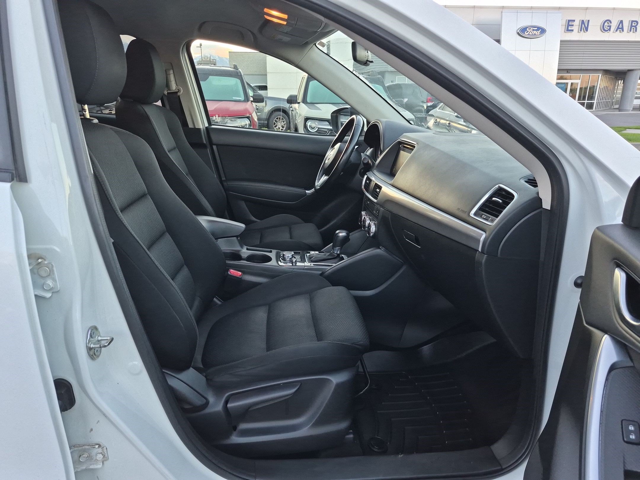 Used 2016 Crystal White Pearl Mazda Touring image 30