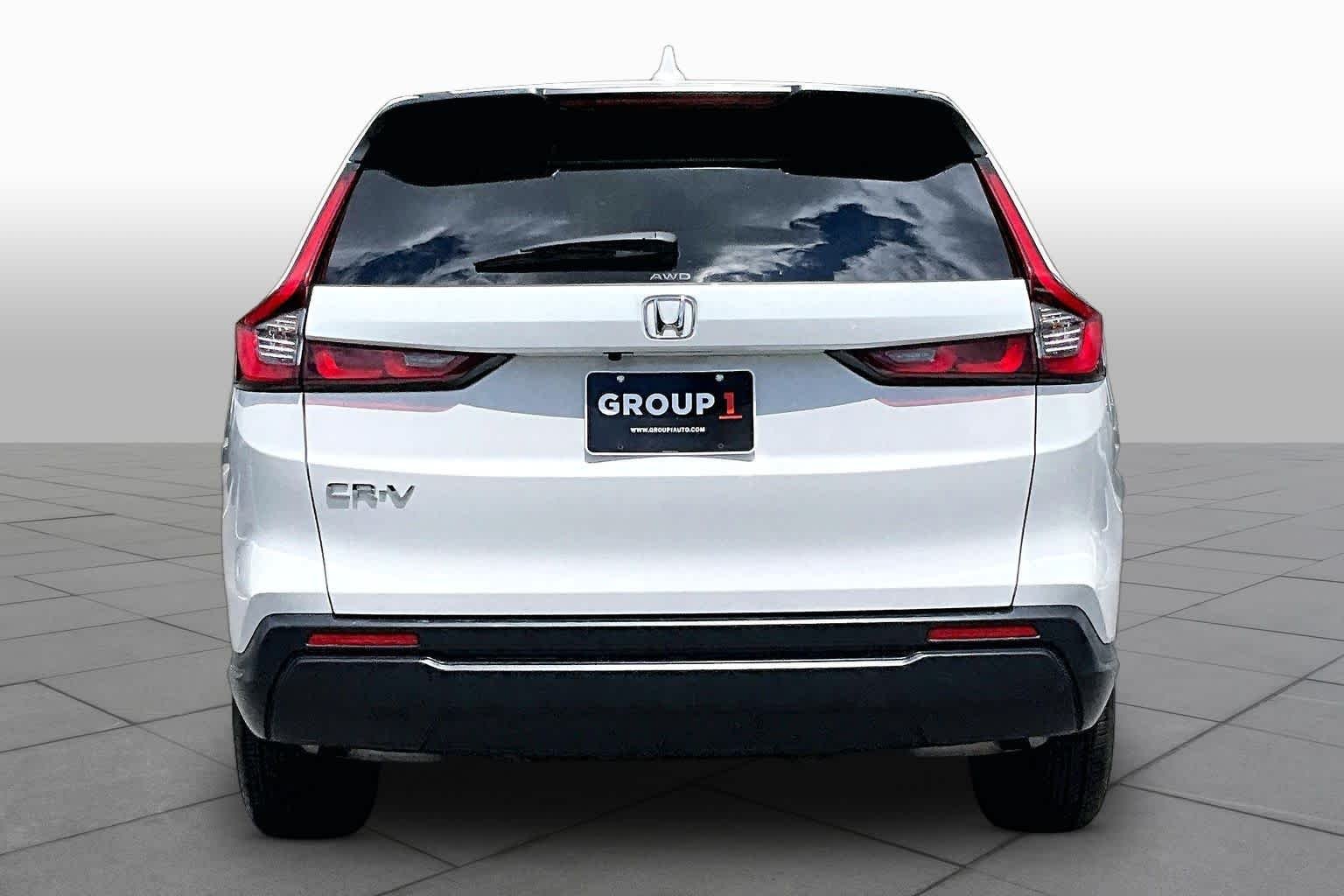 Used 2024 Platinum White Pearl Honda EX image 5