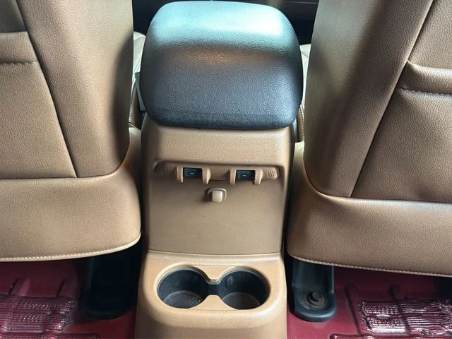 Used 2013 Red Jeep Unlimited Sahara image 25