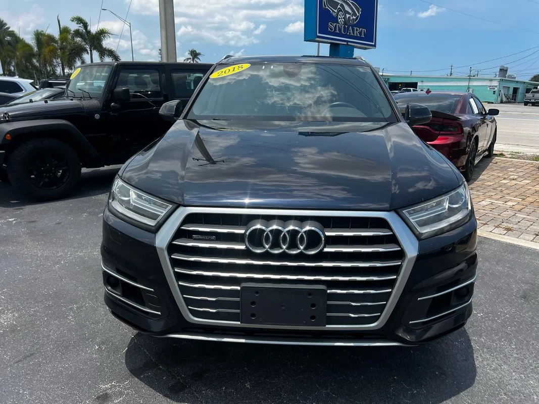 Used 2018  Audi 3.0T Premium image 7
