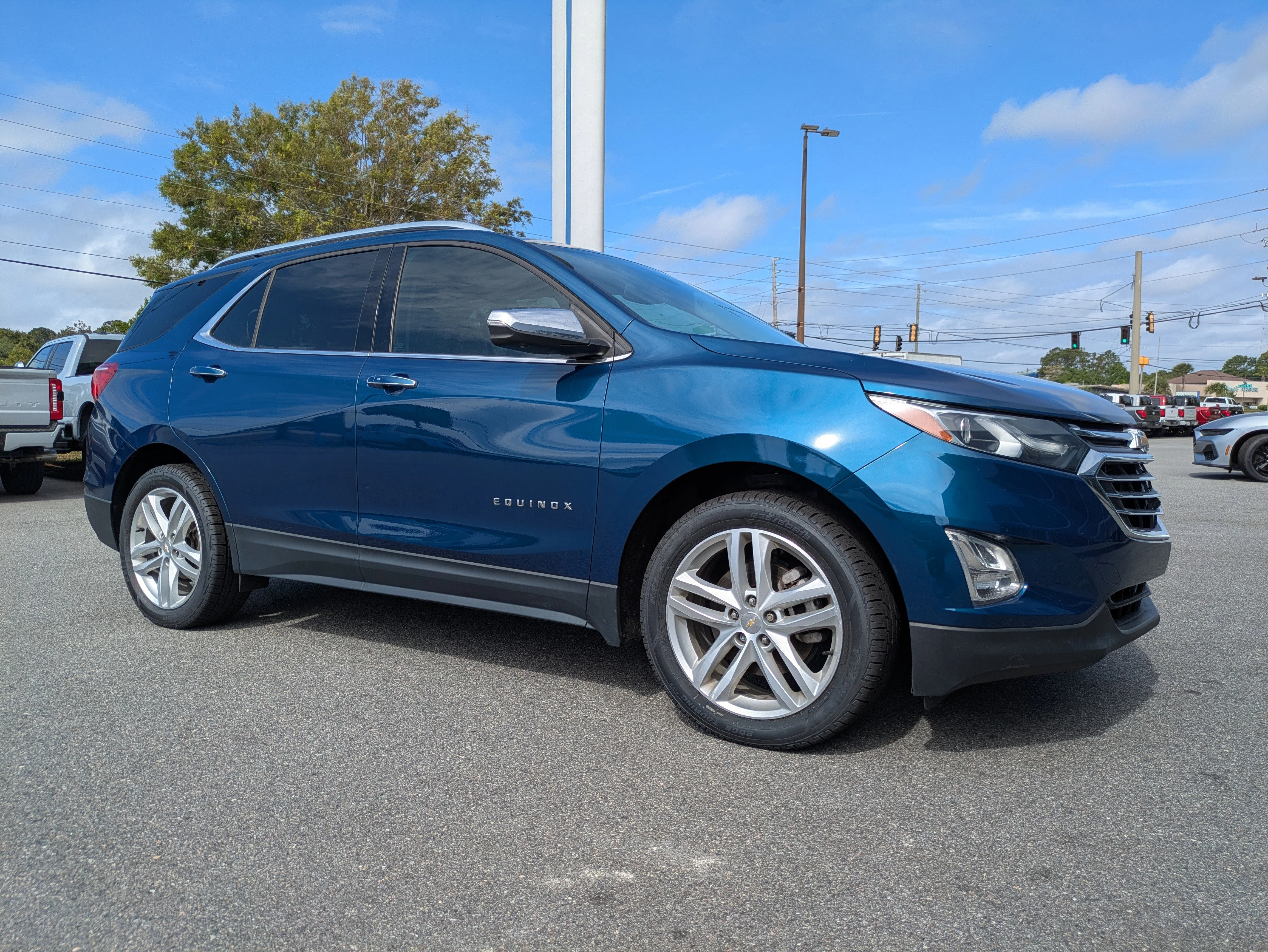 Used 2020 Chevrolet Equinox Premier with VIN 2GNAXYEX8L6197121 for sale in Brunswick, GA