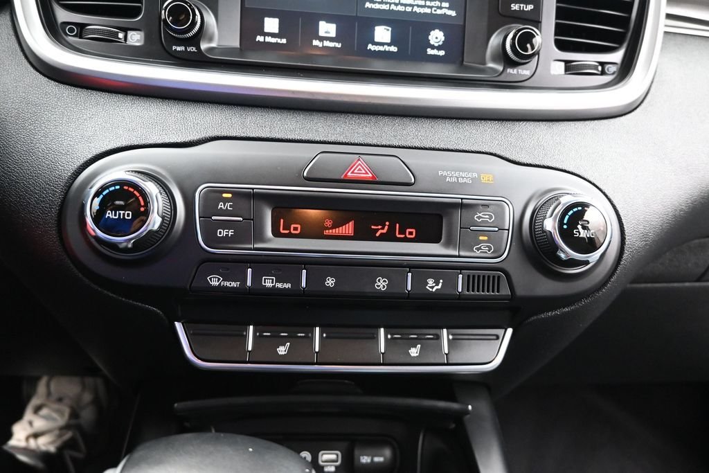 Used 2020 Red Kia LX image 17