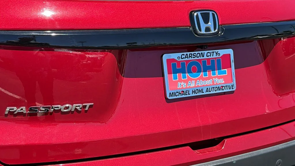 Used 2024 Radiant Red Metallic II Honda EX-L image 28