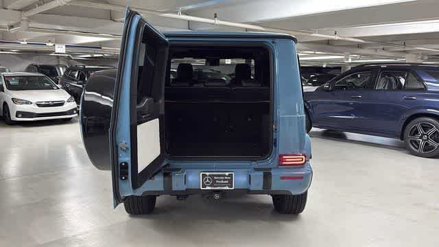 Used 2024 MANUFAKTUR China Blue Non-Metallic Mercedes-Benz G 550 image 7