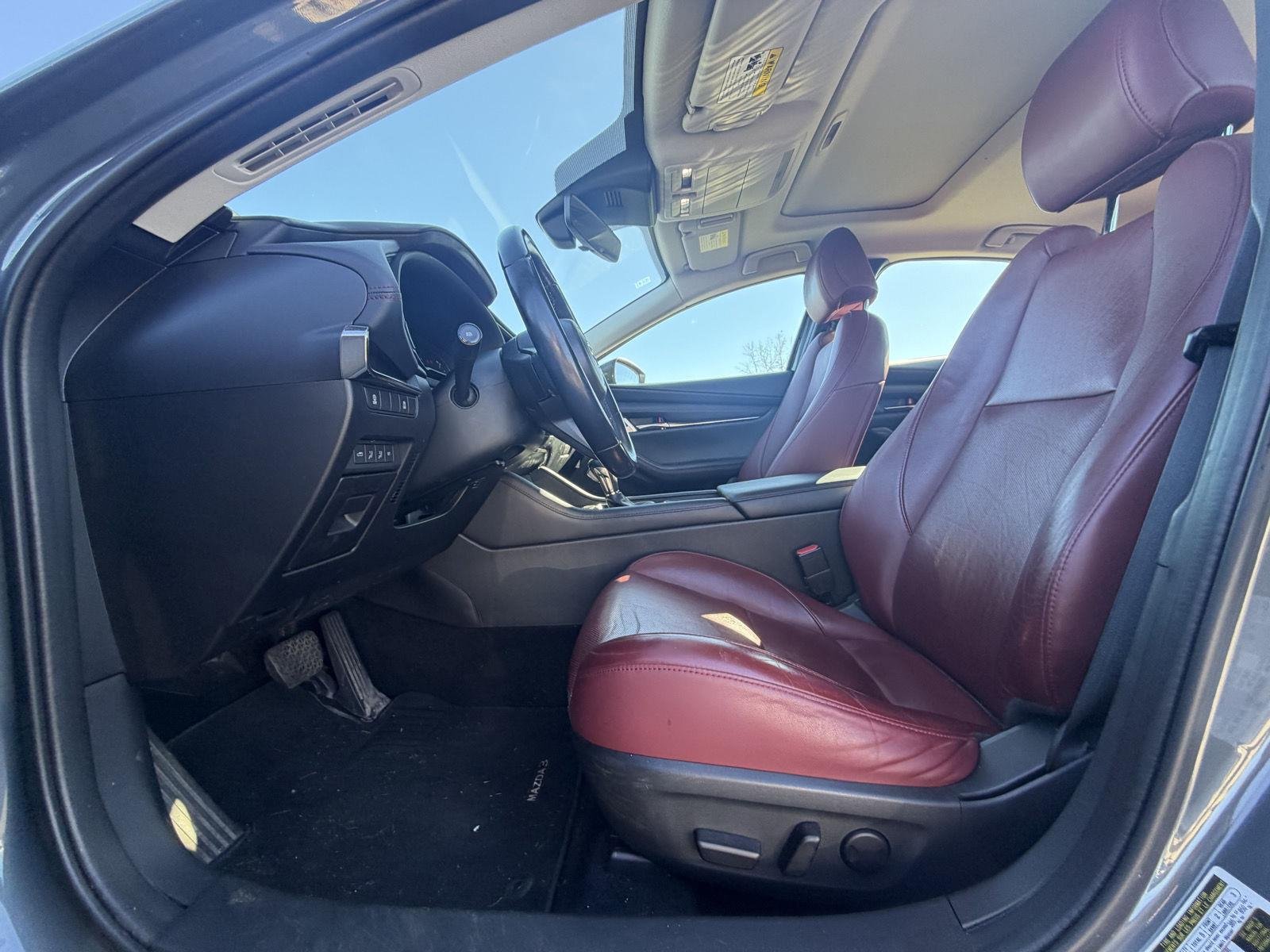 Used 2022 Polymetal Gray Metallic Mazda Carbon Edition image 2
