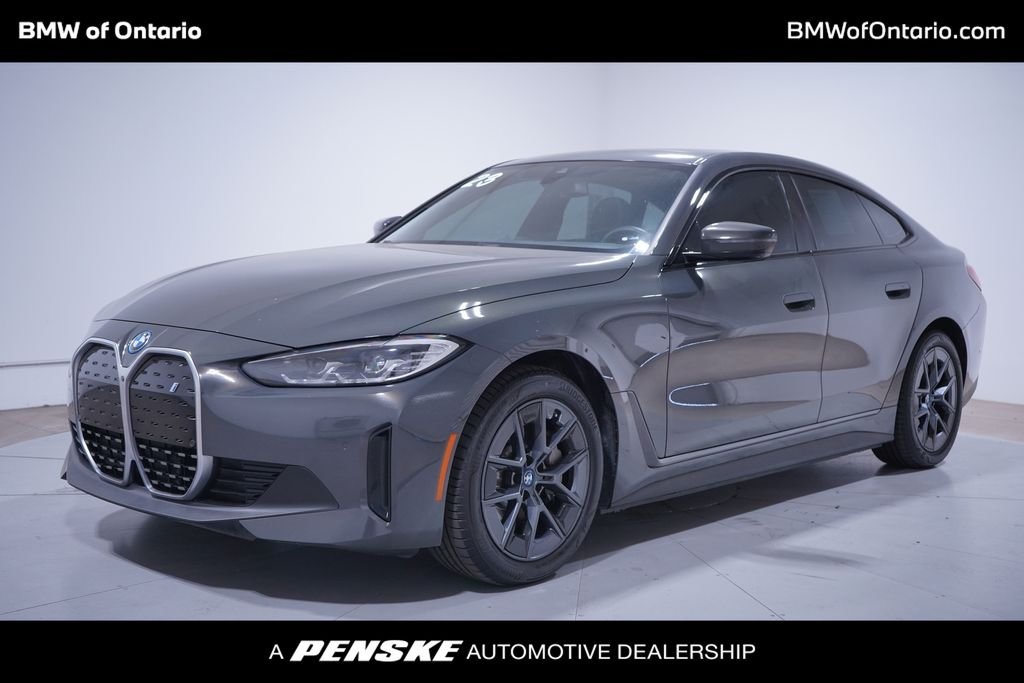 2023 BMW i4 eDrive35's photo