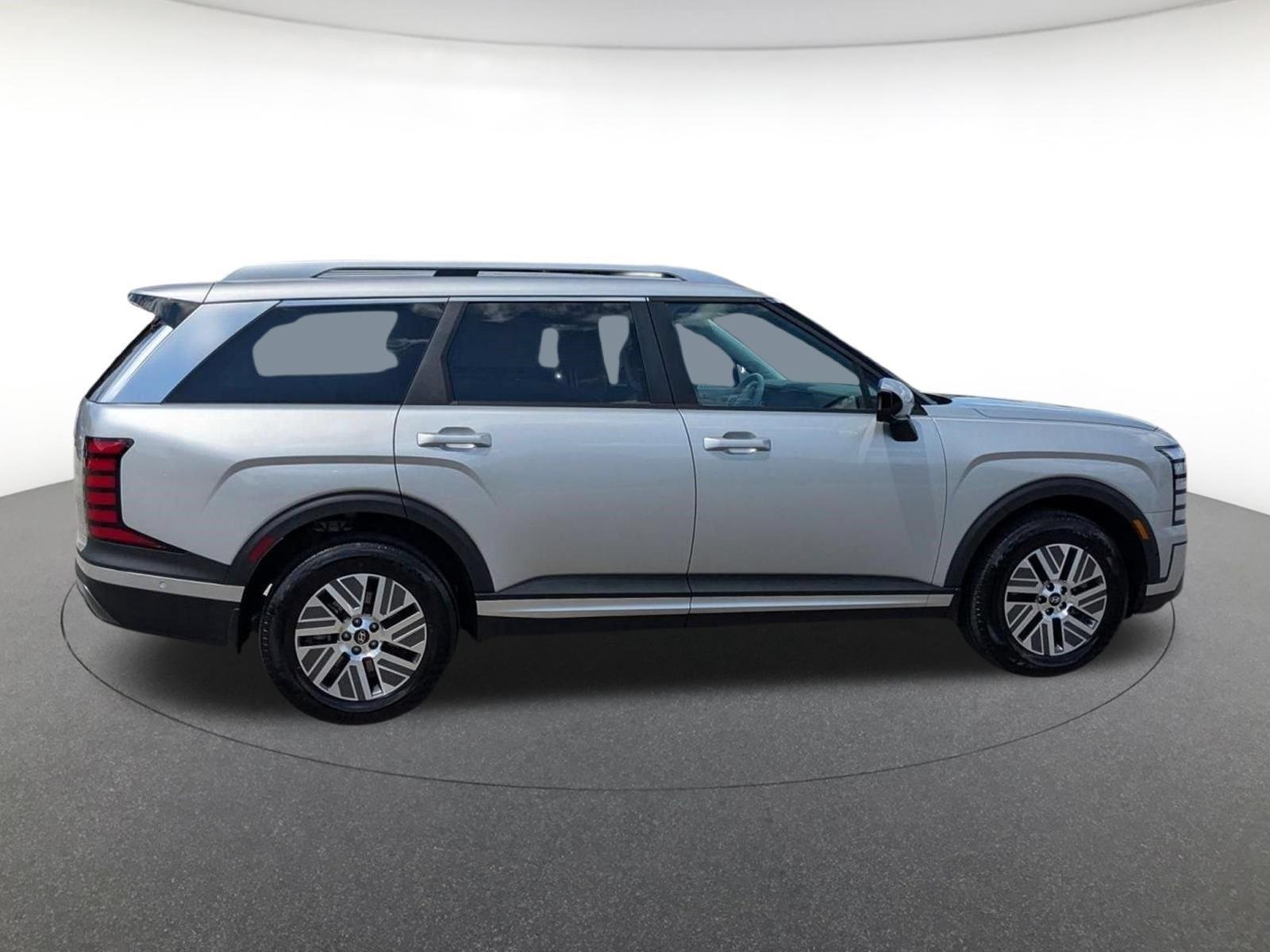 New 2027 Shimmering Silver Hyundai SEL Premium 7P image 3