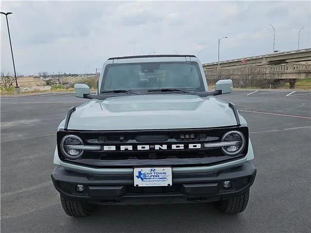Used 2023 Carbonized Gray Metallic Ford Outer Banks 4x4 image 8