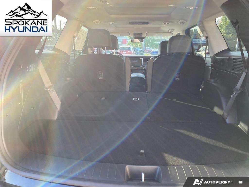 2026 Hyundai Palisade Limited - Photo 16