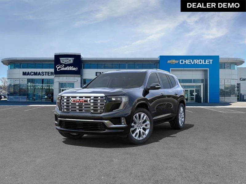 Used 2025  GMC Denali image 8