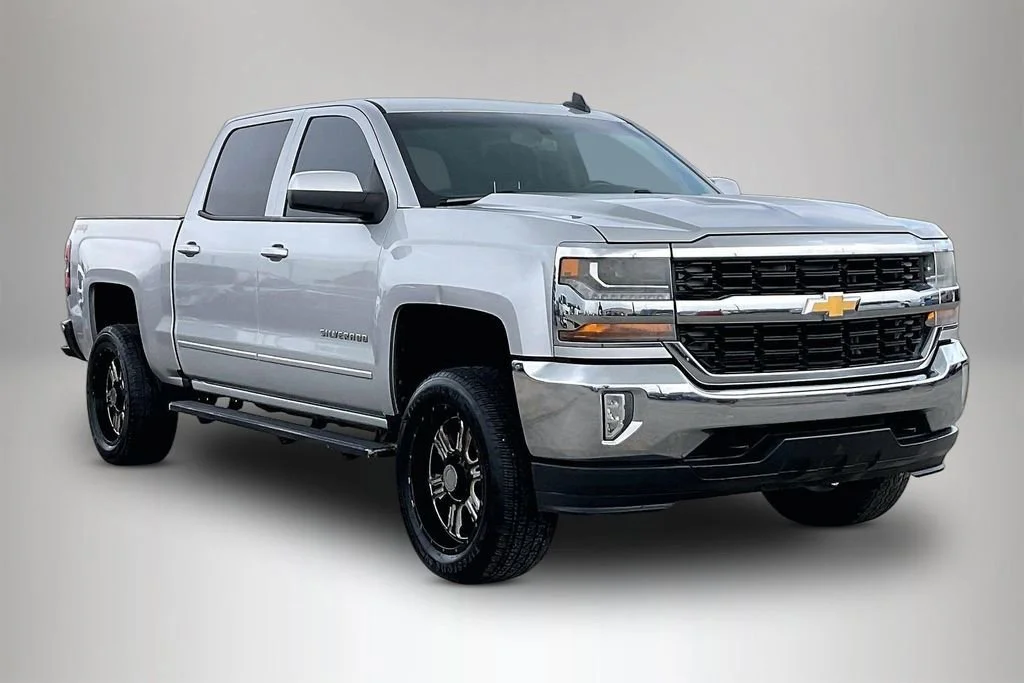 2016 Chevrolet Silverado 1500 LT 4X4 Crew Cab Standard Box's photo