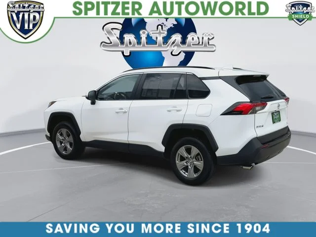 Used 2025 White Toyota XLE image 7