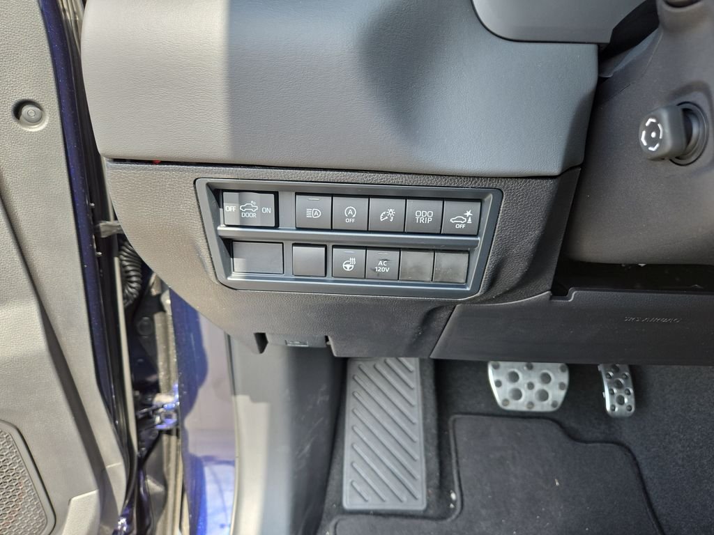 2026 Toyota Tundra Platinum - Photo 16