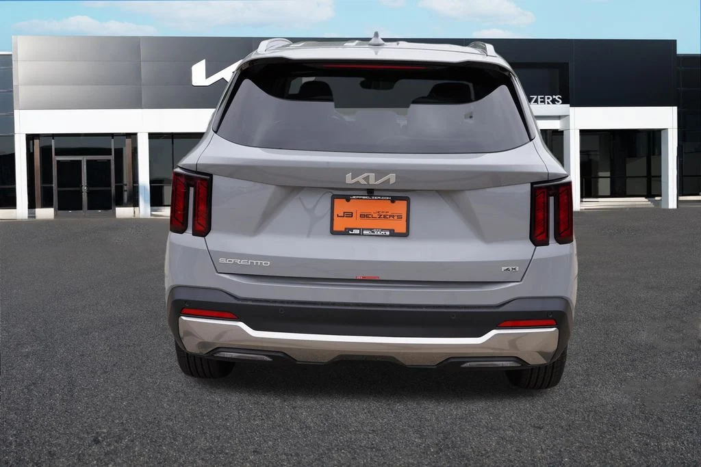 New 2026 Wolf Gray Kia S image 4