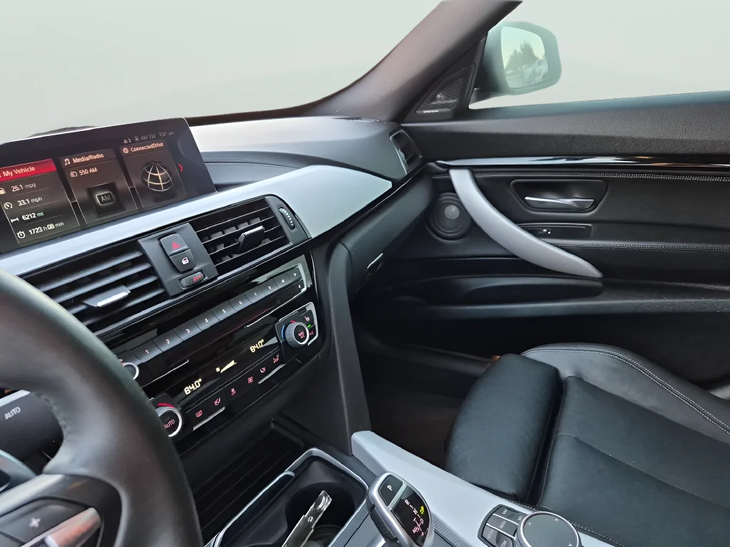 Used 2018 Black BMW 330 Gran Turismo i xDrive image 23