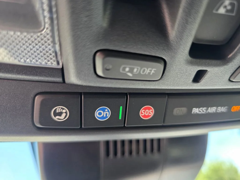 Used 2024 Summit White Chevrolet ZR2 image 28